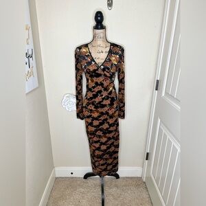 NTM: ASTR The Label Burnout Velvet Floral Wrap Dress Romantic Fall Roses Small